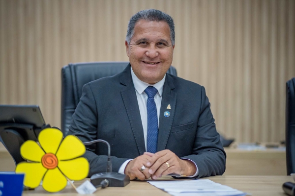 Anderson Moratorio propõe realização de parcerias intermunicipais e concessão de vale-alimentação para conselheiros tutelares