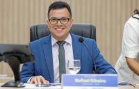Vereador Rafael Ribeiro propõe divulgação da Casa do Artesão e criação de programa de energia renovável