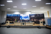 Projetos de lei são retirados da pauta para adequações