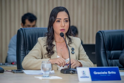 Graciele Brito indica elaboração do Plano Municipal de Drenagem Urbana e pavimentação no Bairro Novo Brasil