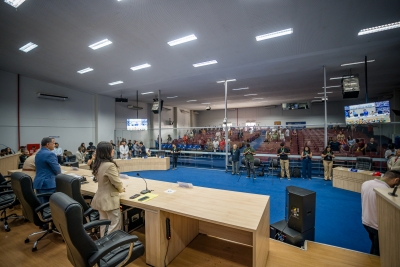 Câmara de Parauapebas analisa série de projetos que concedem títulos e comendas a personalidades do município