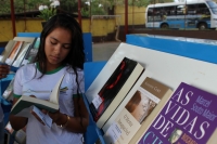 Escola Municipal Olga da Silva recebe Biblioteca Itinerante