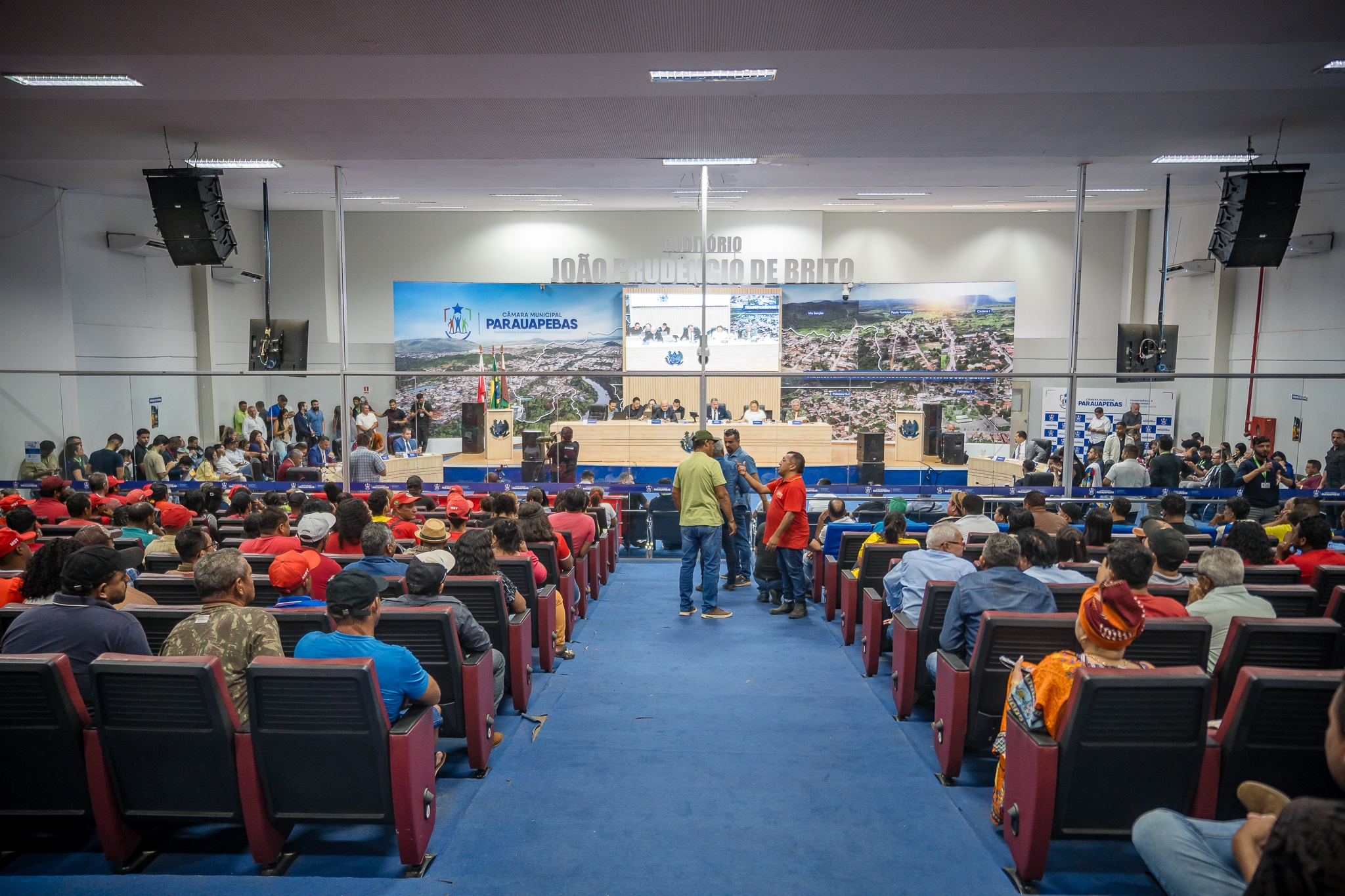 IVereadores de Parauapebas cobram iluminação pública urgente para aumentar segurança no Bairro dos Minérios e no Lago do Alto Bonito