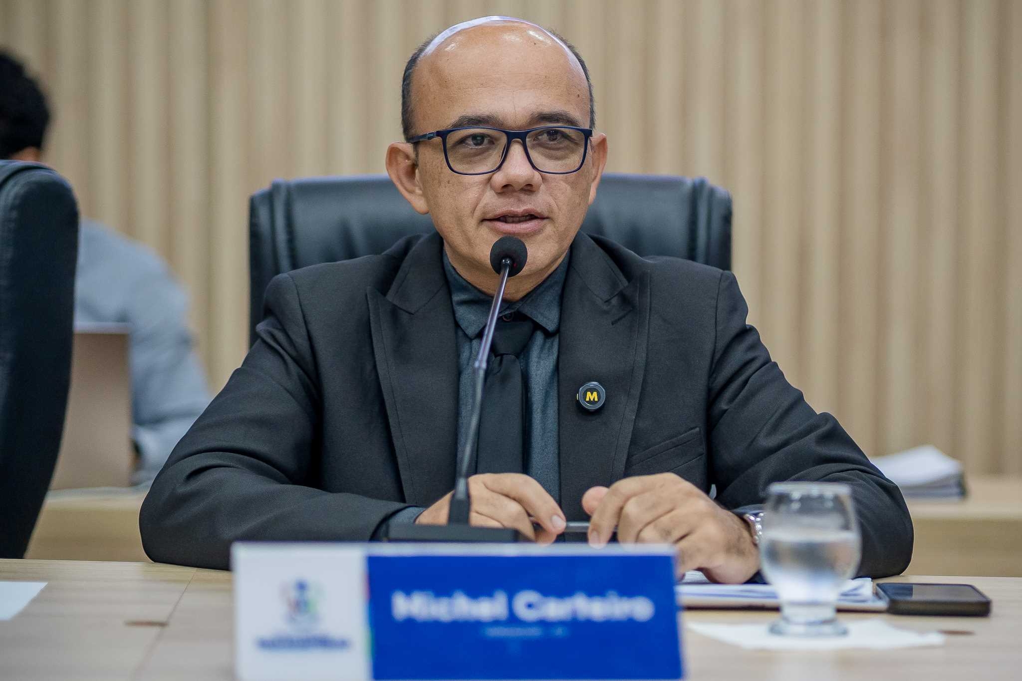 ISaúde: Michel Carteiro propõe estudo para ampliação de UBSs e fortalecimento do Banco de Leite Humano