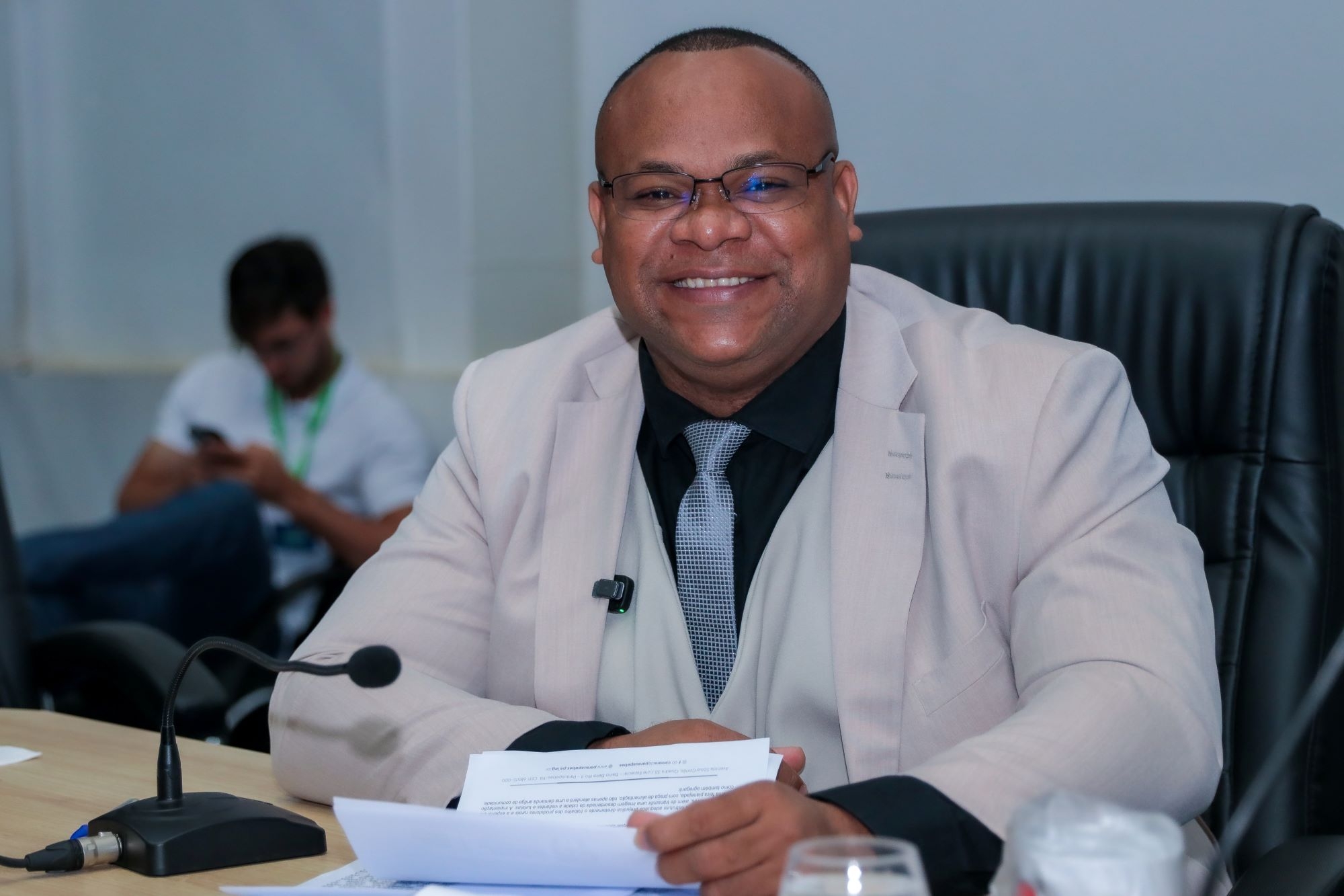 IVereador Francisco Eloecio apresenta propostas para Cidade Jardim e pede informações sobre terreno público